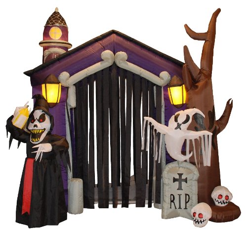 Inflatable Halloween Decorations For Your Patio, Lawn Or Garden